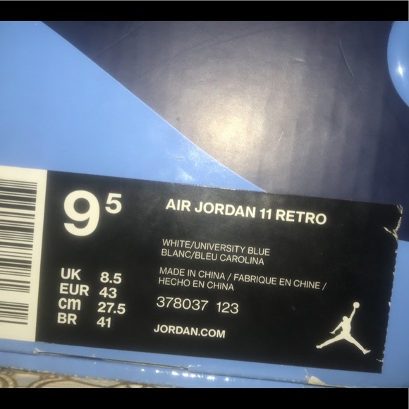 Win like 82s size 9.5 recently bought authentic - Picture 3 of 7